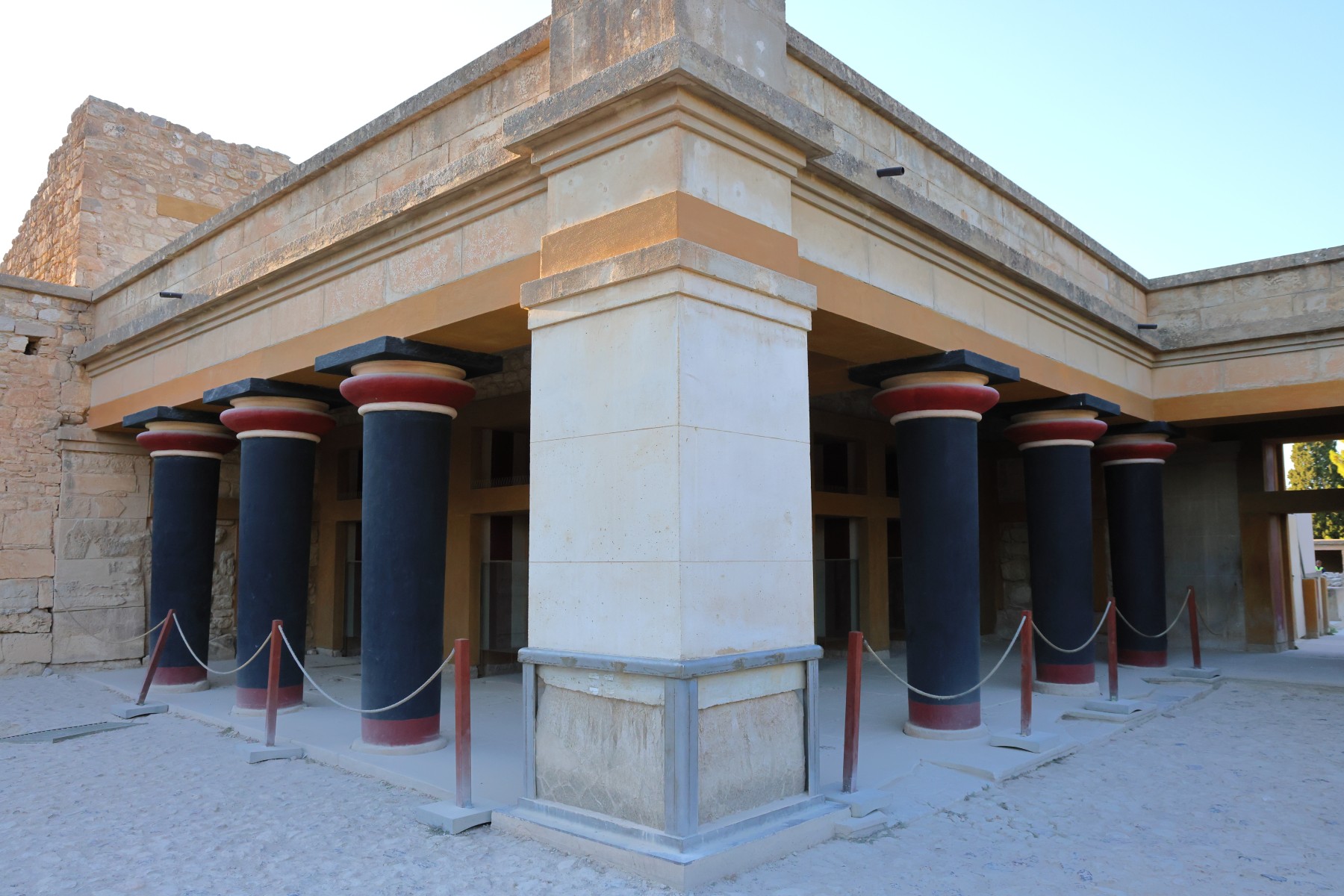 Knossos palace