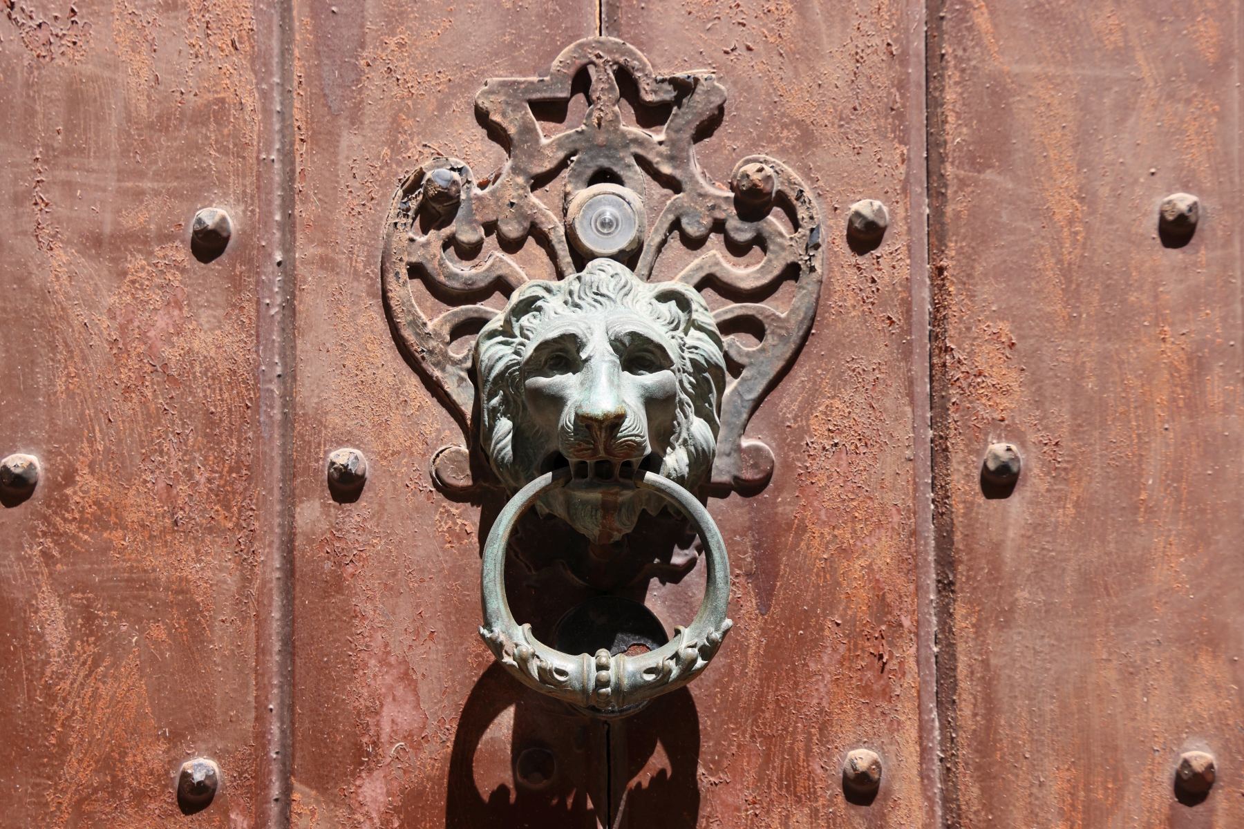 Les Baux-de-Provence - Door knocker