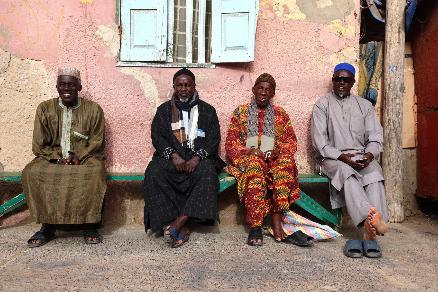 Saint Louis - Men in traditional boubou dresses