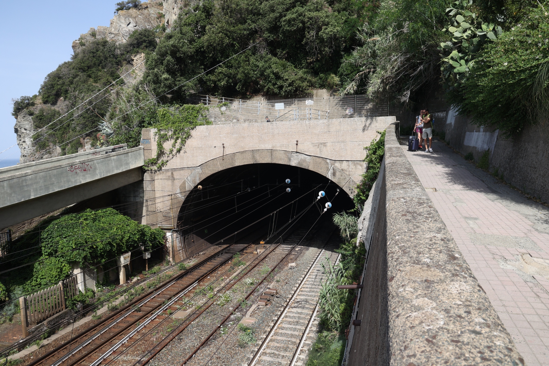 Corniglia - Train tunnel